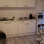 Lägenhet Mantekila Marcinelle