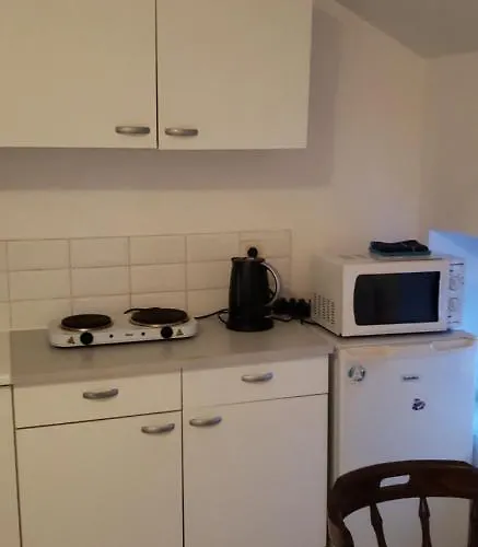 Mantekila Marcinelle